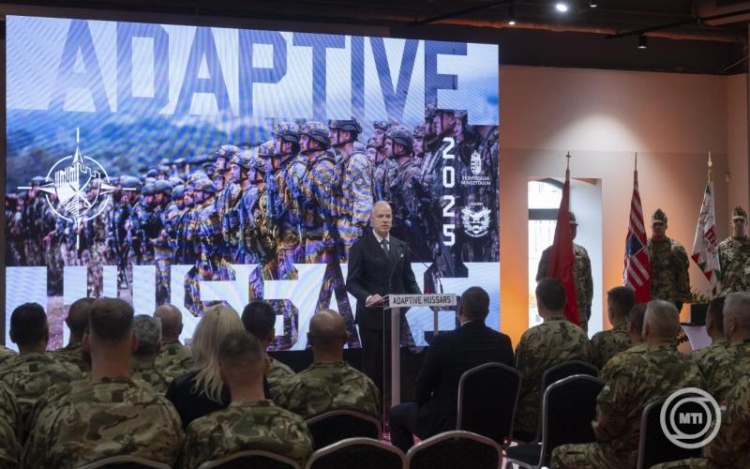 Szalay-Bobrovniczky Kristóf: sikeresen zárult az Adaptive Hussars 2025 országvédelmi gyakorlat