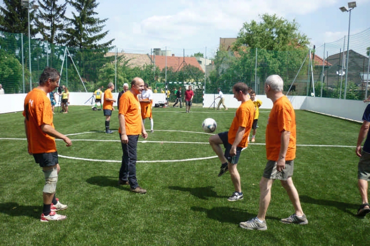 Műfüves pálya avatás a Celldömölki Városi Általános Iskolában