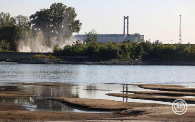 Teljesen le kell állítani a paksi atomerőművet